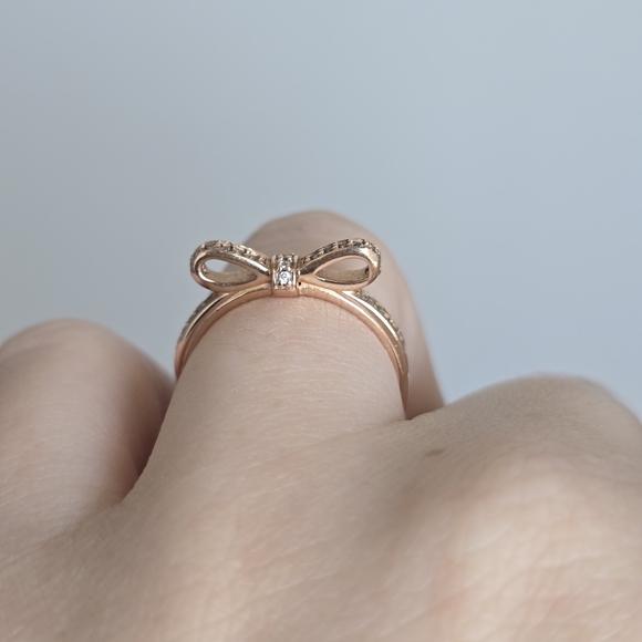 Pandora Rose Gold Bow Ring - Picture 1 of 9